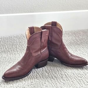 Tecovas Brown Short Cowboy Western Boots